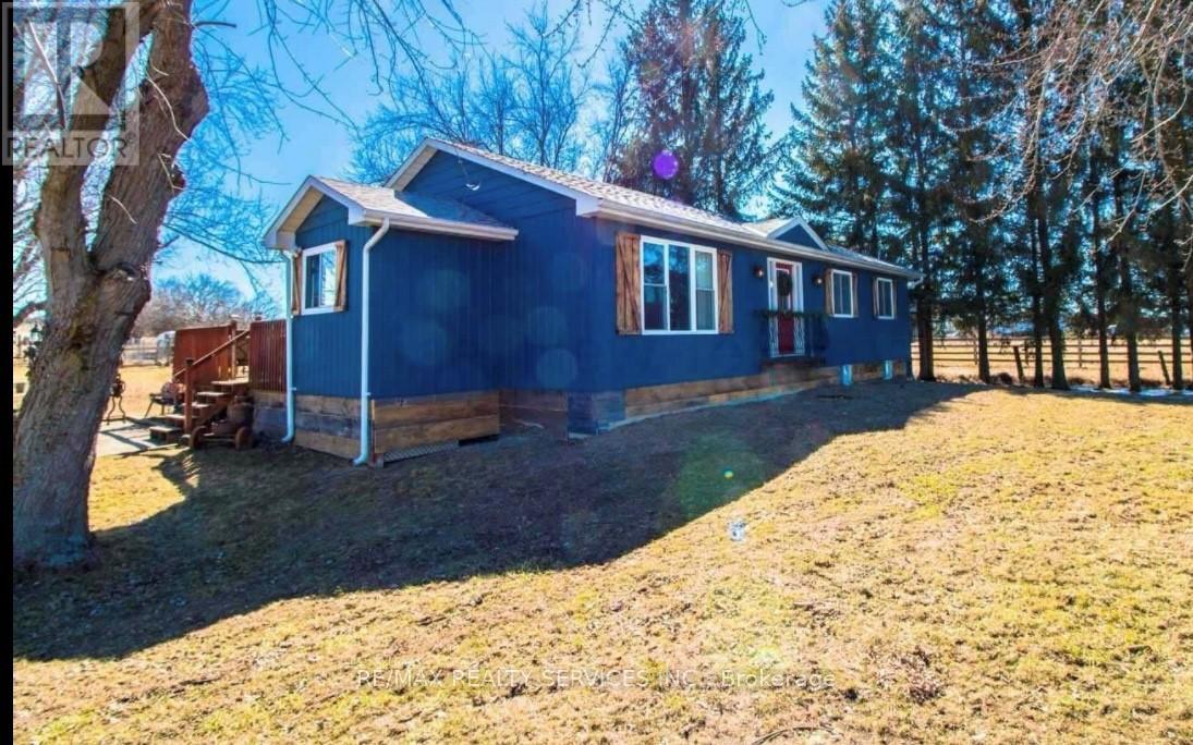 Detached at 6429 3RD LINE, New Tecumseth