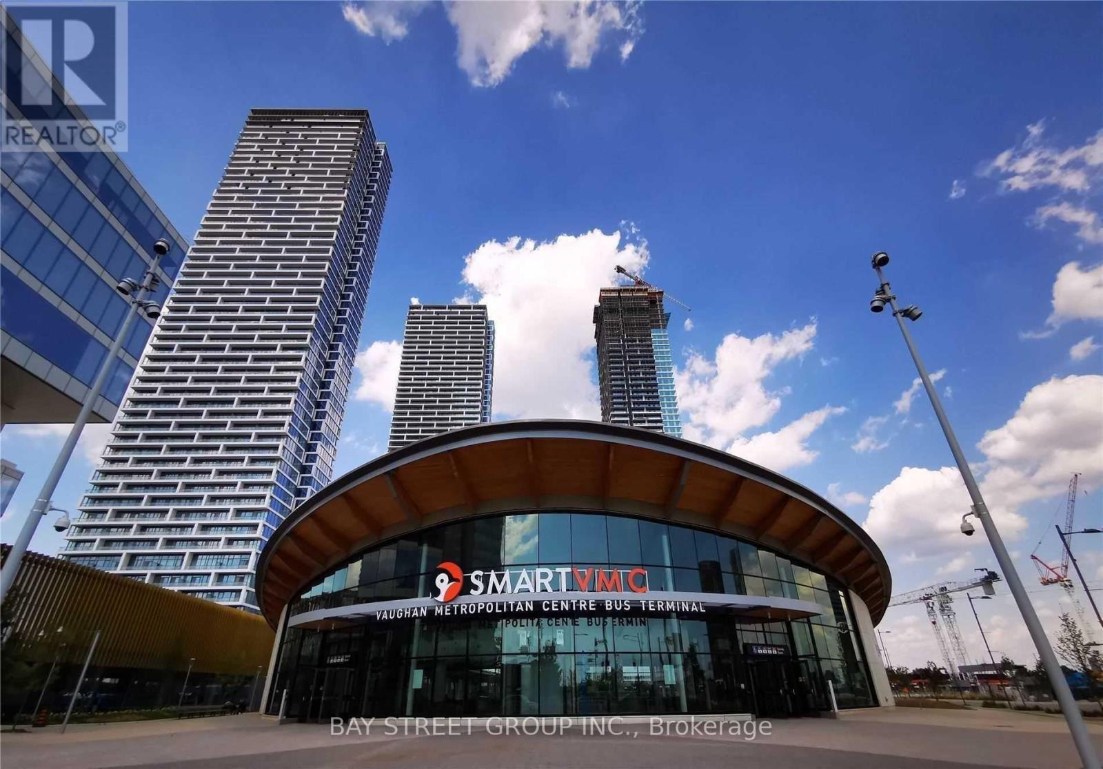 Apartment at 2207 - 5 BUTTERMILL AVENUE, Vaughan (Vaughan Corporate Centre)