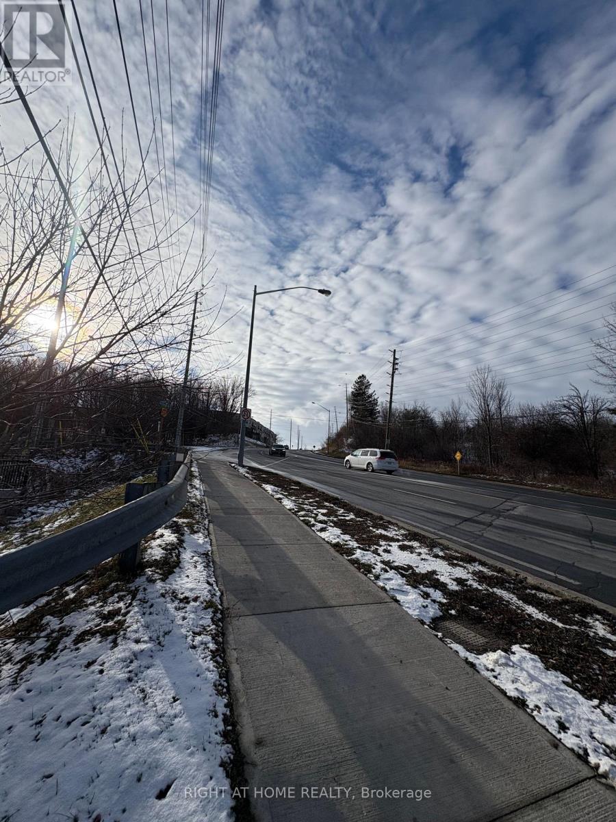 Detached at 5991 RUTHERFORD ROAD, Vaughan (Elder Mills)