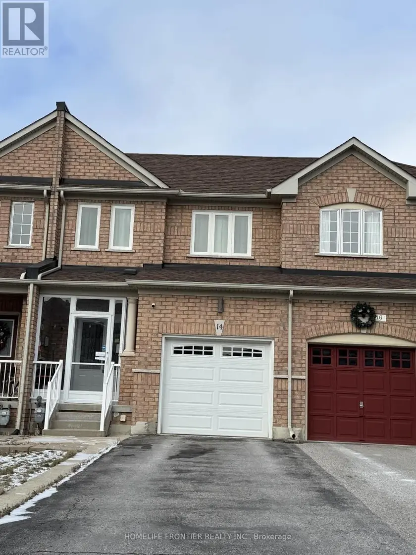 Townhouse at 14 BARR CRESCENT, Aurora