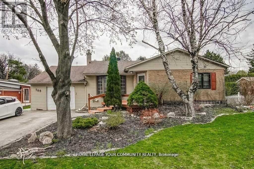 Detached at 768 GRACE STREET, Newmarket (Gorham-College Manor)