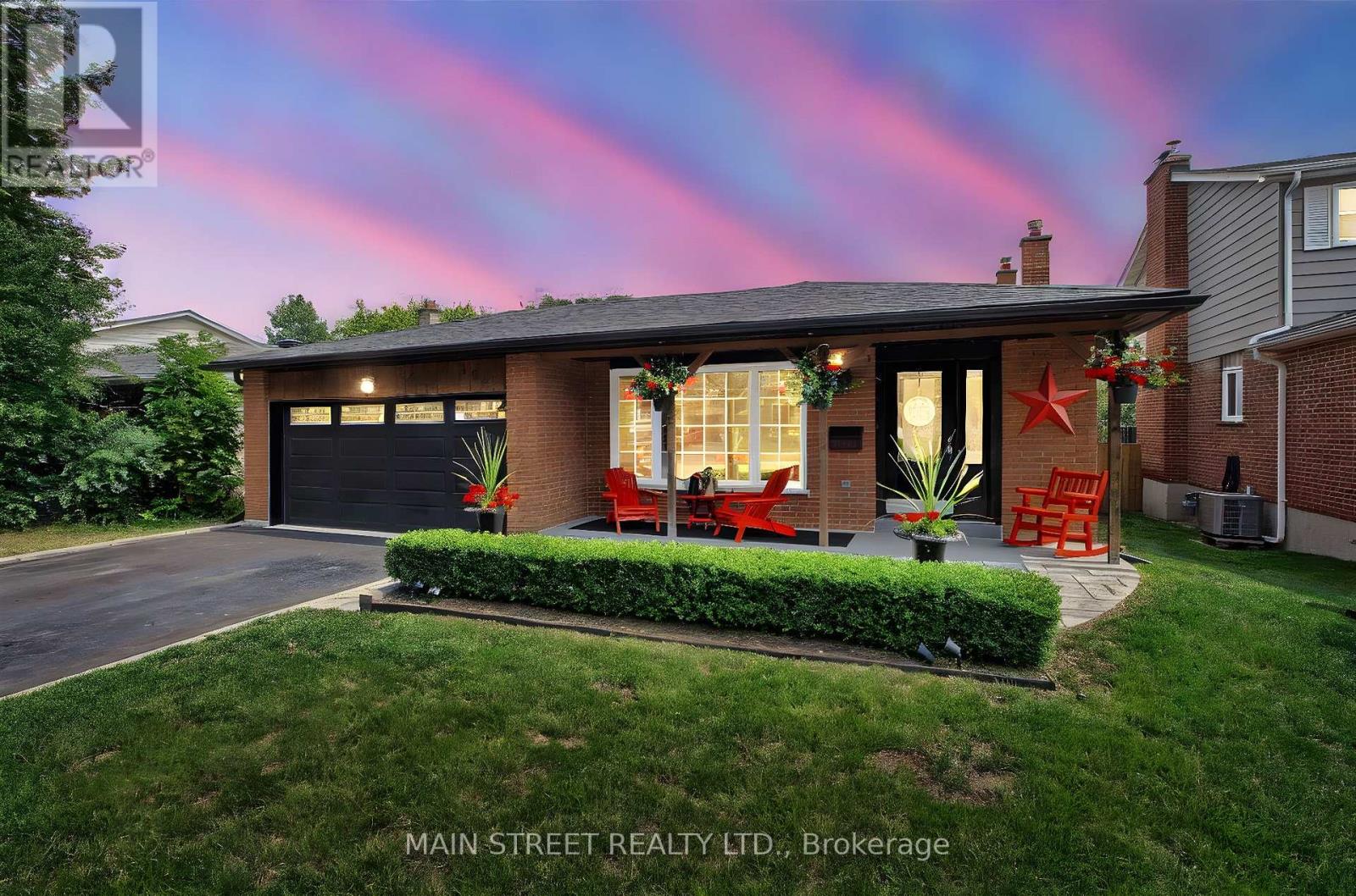 Detached at 124 LEE AVENUE, Bradford West Gwillimbury (Bradford)