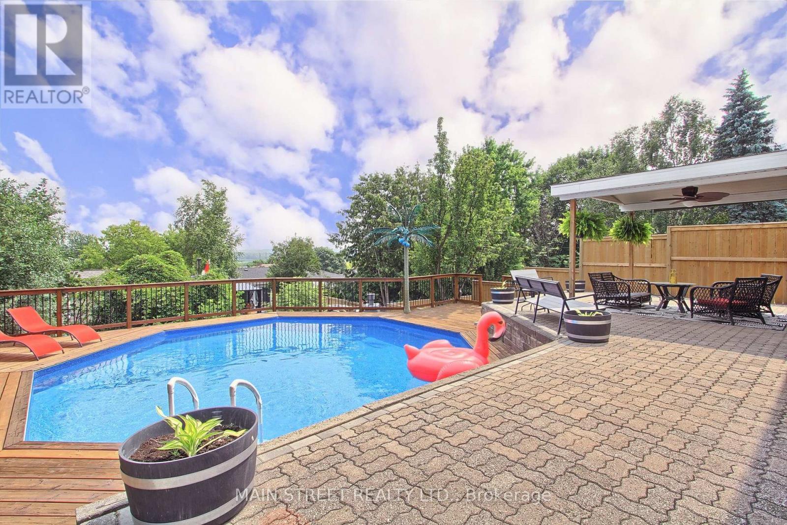 Detached at 124 LEE AVENUE, Bradford West Gwillimbury