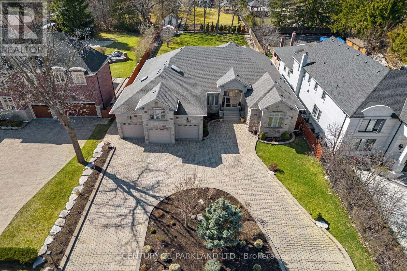 Detached at 16 BOYLE DRIVE, Richmond Hill (South Richvale)