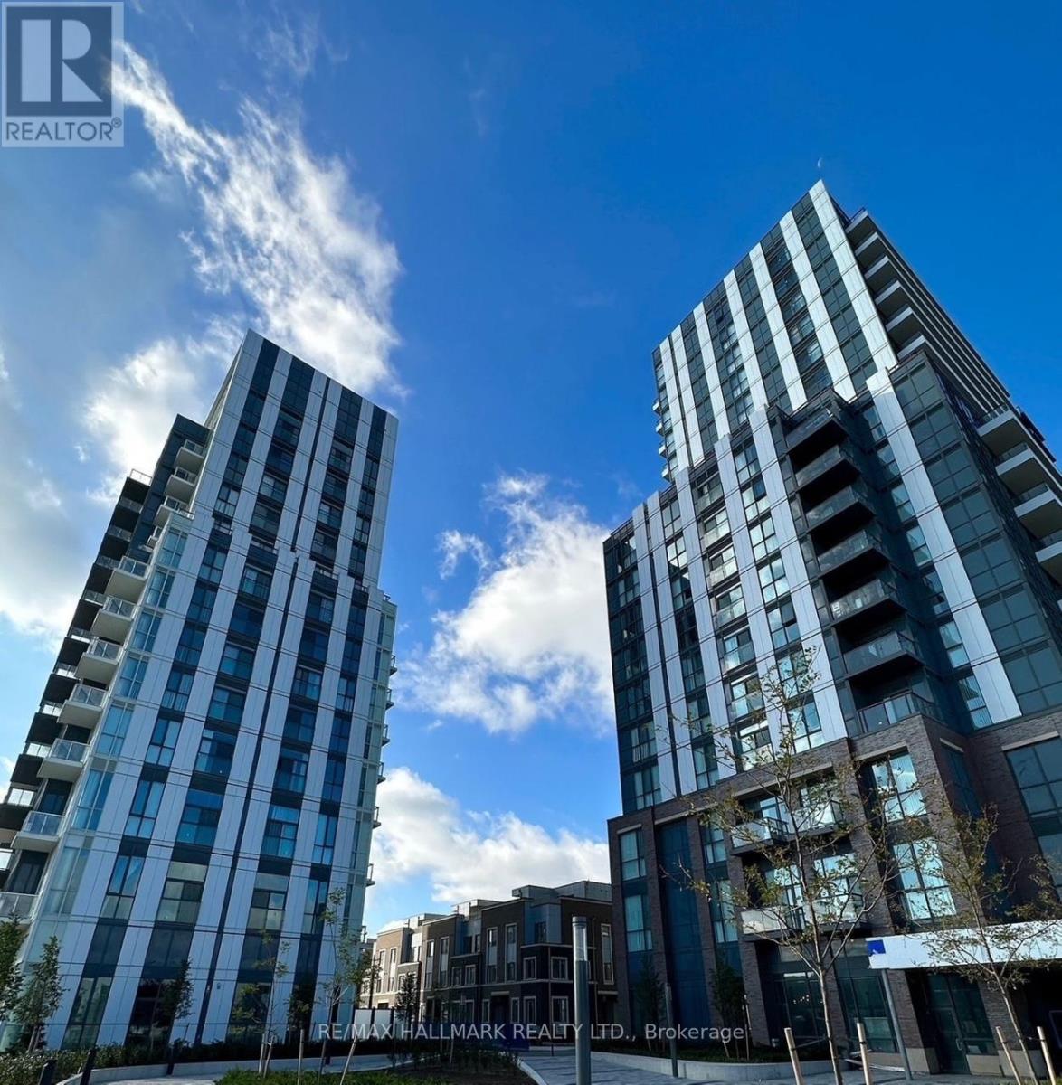 Apartment at 820 - 60 HONEYCRISP CRESCENT, Vaughan (Vaughan Corporate Centre)