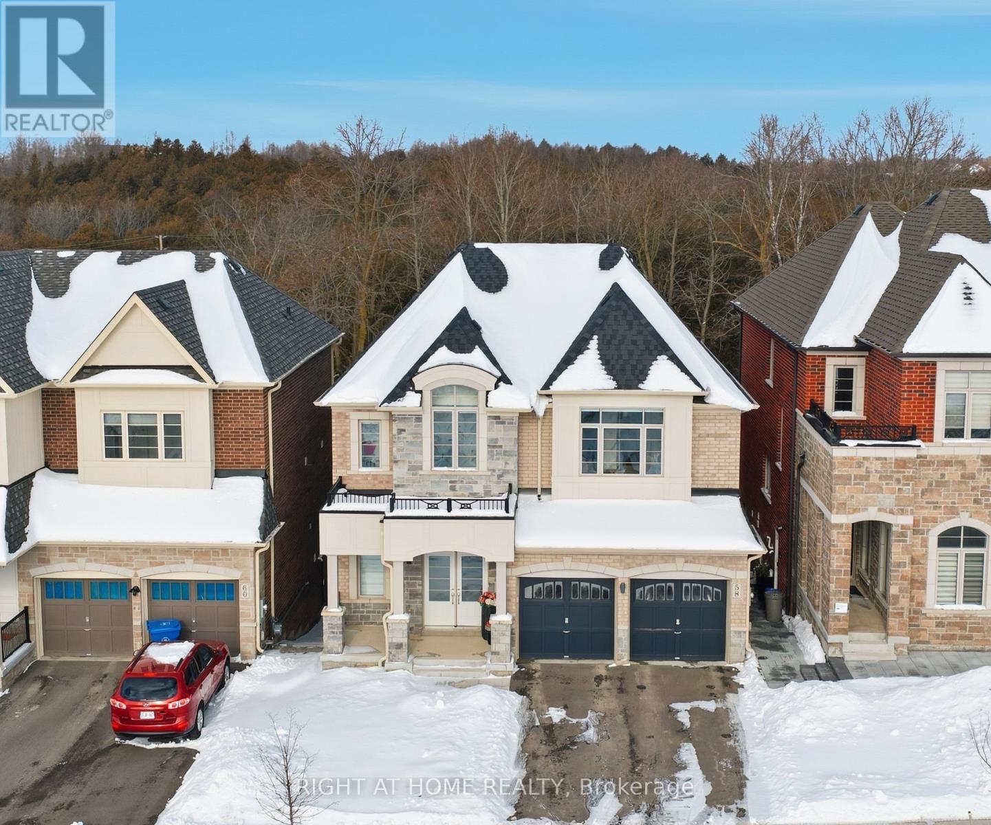 Detached at 58 CHARLES WHITE COURT, East Gwillimbury (Sharon)