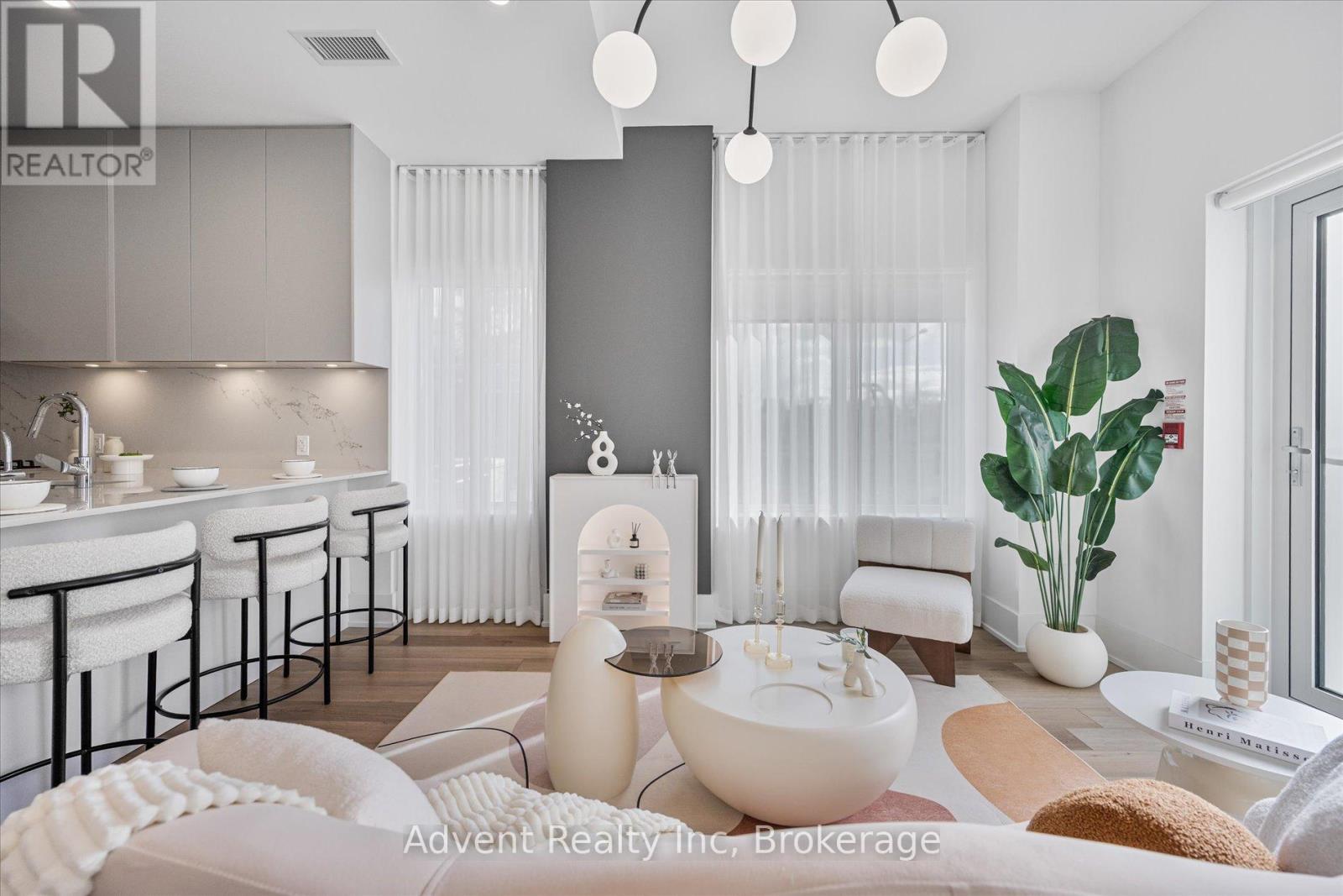 Townhouse at 127W - 8 CEDARLAND DRIVE, Markham (Unionville)