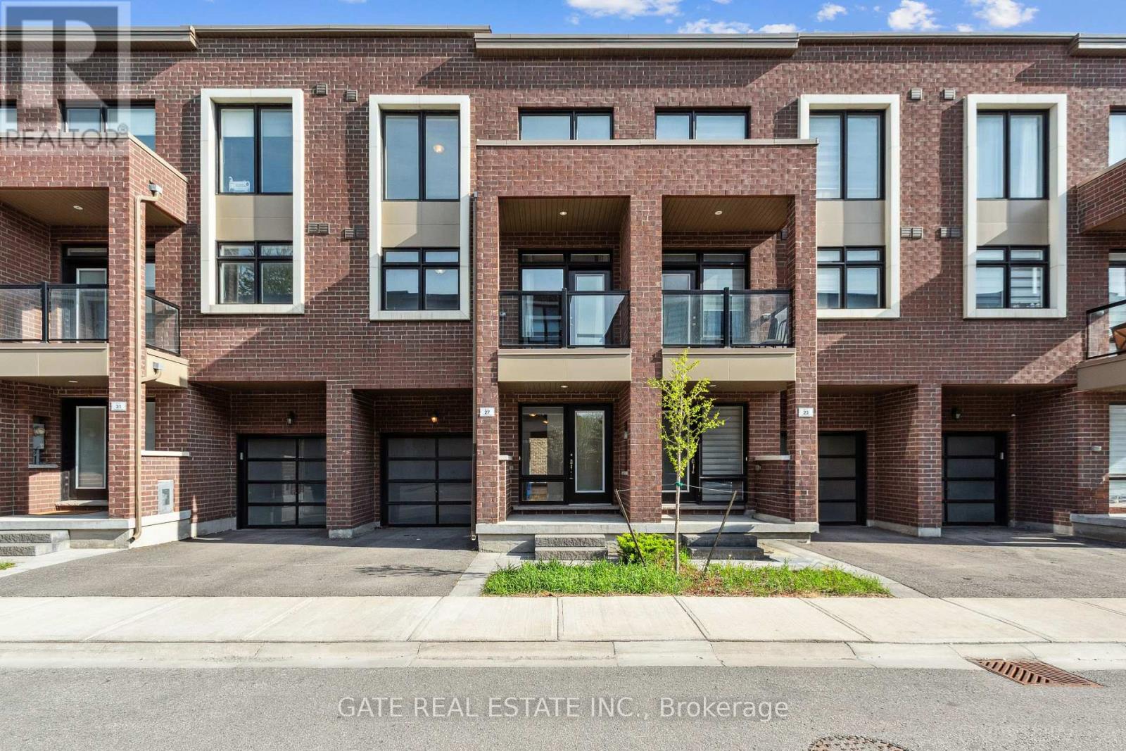 Townhouse at 27 MONEYPENNY PLACE, Vaughan (Beverley Glen)