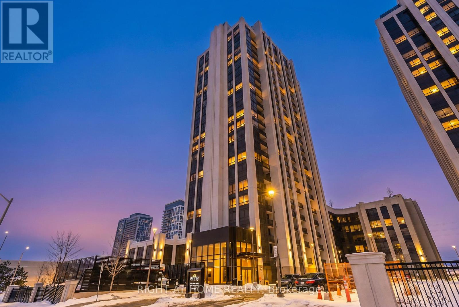 Apartment at 2309 - 9075 JANE STREET, Vaughan (Concord)