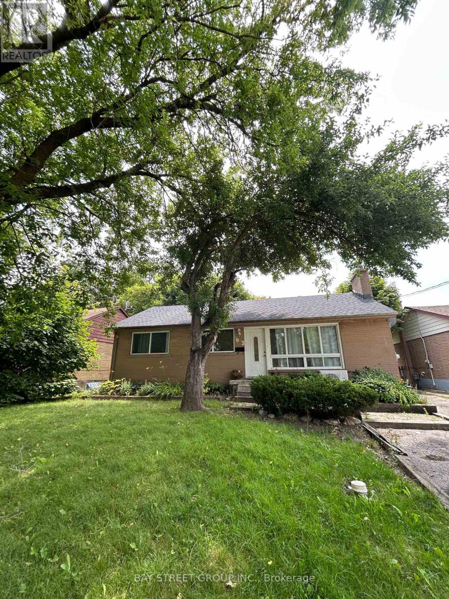 Detached at MAIN - 93 CARTIER CRESCENT, Richmond Hill (Crosby)