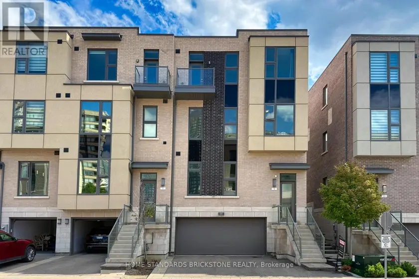 Townhouse at 5 SMALLWOOD CIRCLE, Vaughan