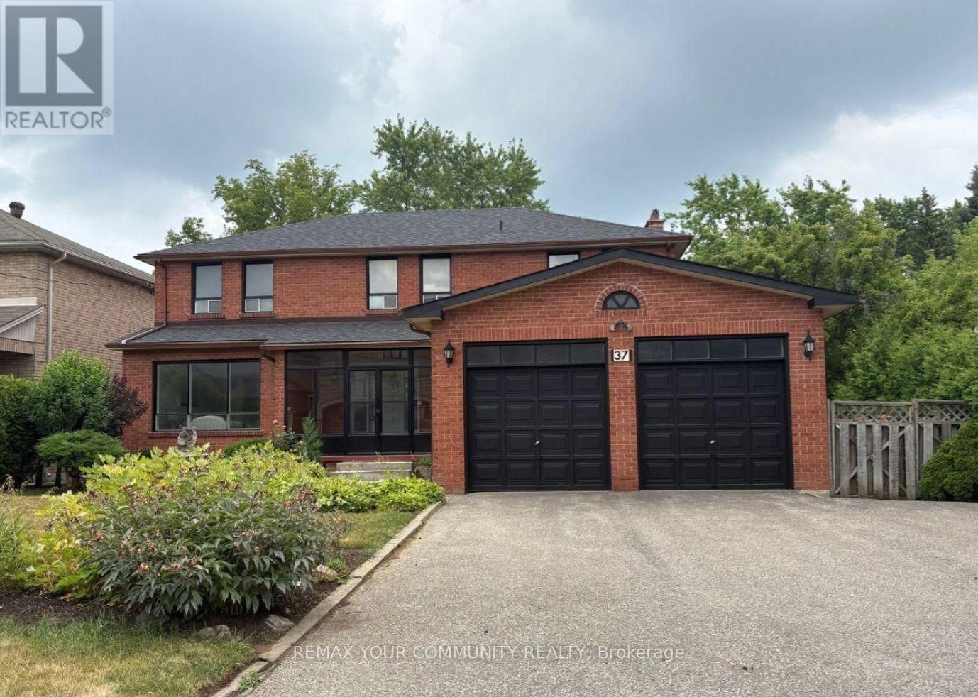 Detached at 37 MACKAY DRIVE, Richmond Hill (South Richvale)