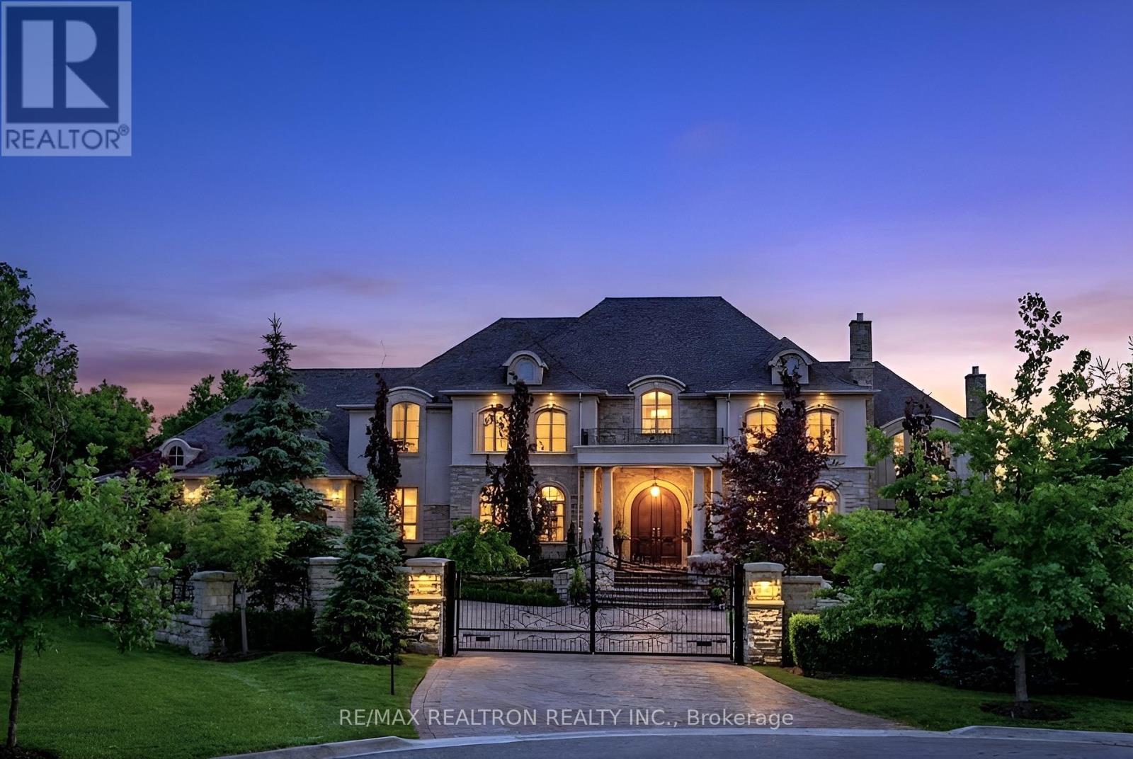 Detached at 30 NIGHTFALL COURT, Vaughan (Kleinburg)