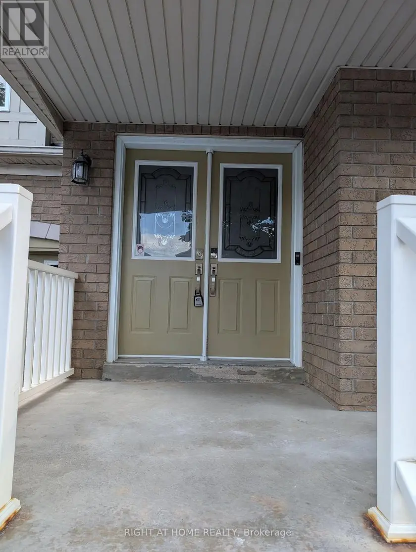 Semi-Detached/Link at 158 HOLLYWOOD HILL CIRCLE, Vaughan