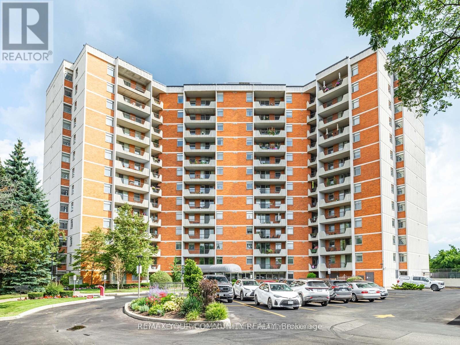 Apartment at 508 - 7811 YONGE STREET, Markham (Royal Orchard)