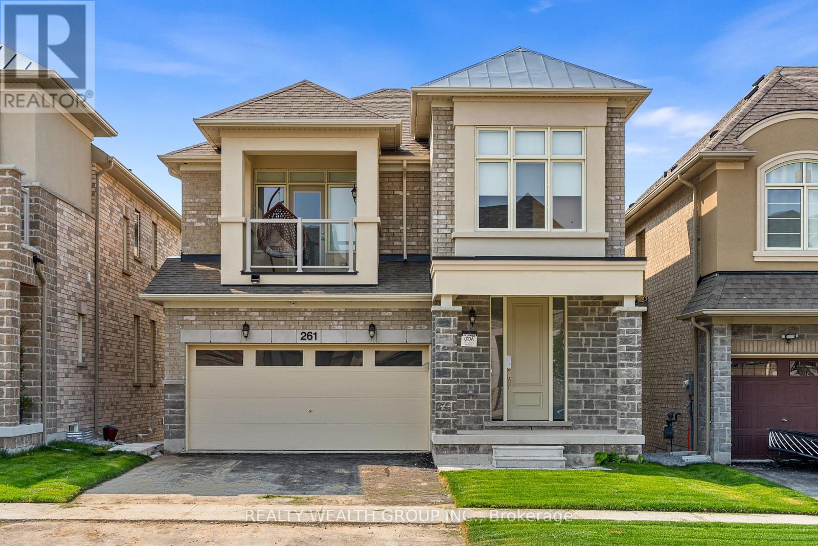Detached at 261 SEAVIEW HEIGHTS, East Gwillimbury (Queensville)