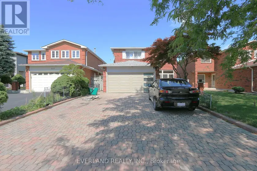 Detached at 87 KYLA CRESCENT, Markham