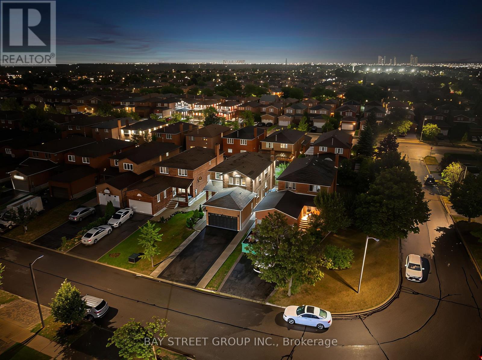 Detached at 34 LAMP CRESCENT, Vaughan (West Woodbridge)