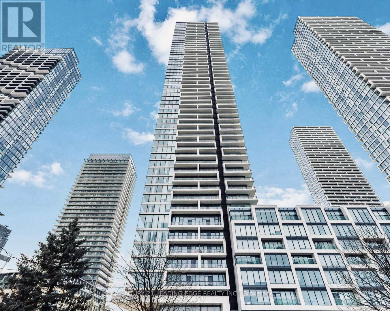 Apartment at 302 - 950 PORTAGE PARKWAY, Vaughan (Vaughan Corporate Centre)