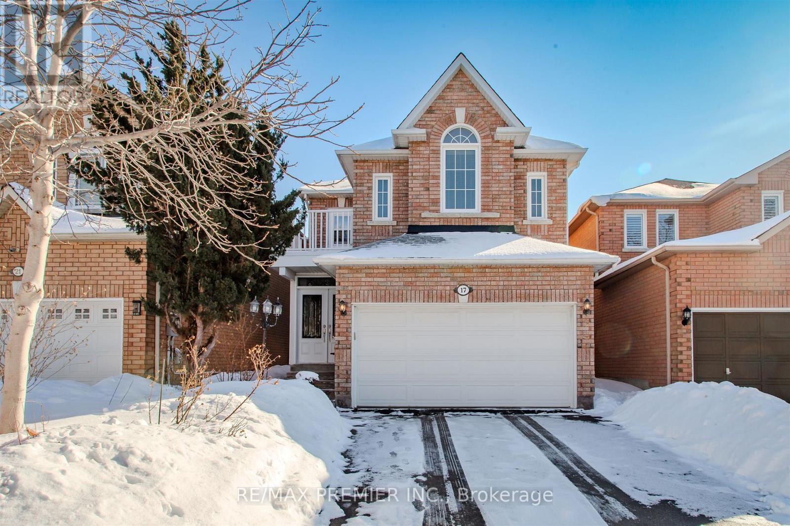 Detached at 17 VILLANDRY CRESCENT, Vaughan
