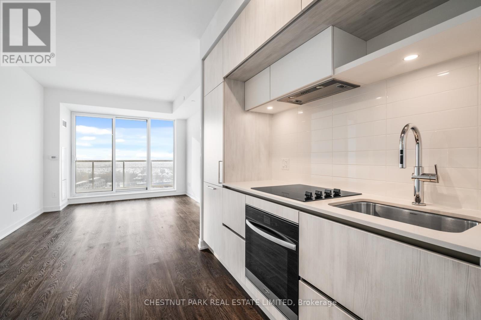 Apartment at 1221 - 2 DAVID EYER ROAD, Richmond Hill