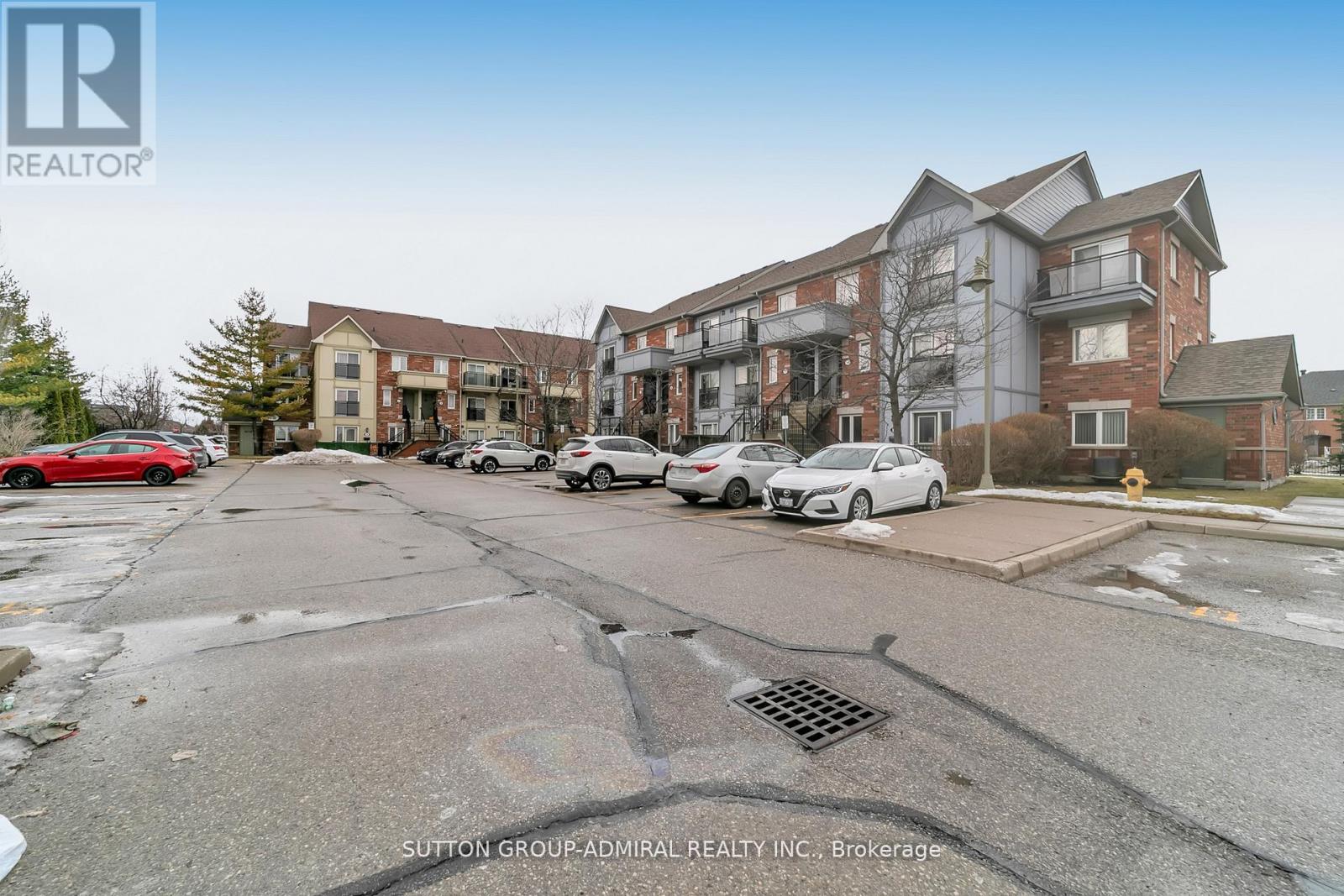 Townhouse at 52 - 2265 BUR OAK AVENUE, Markham (Greensborough)