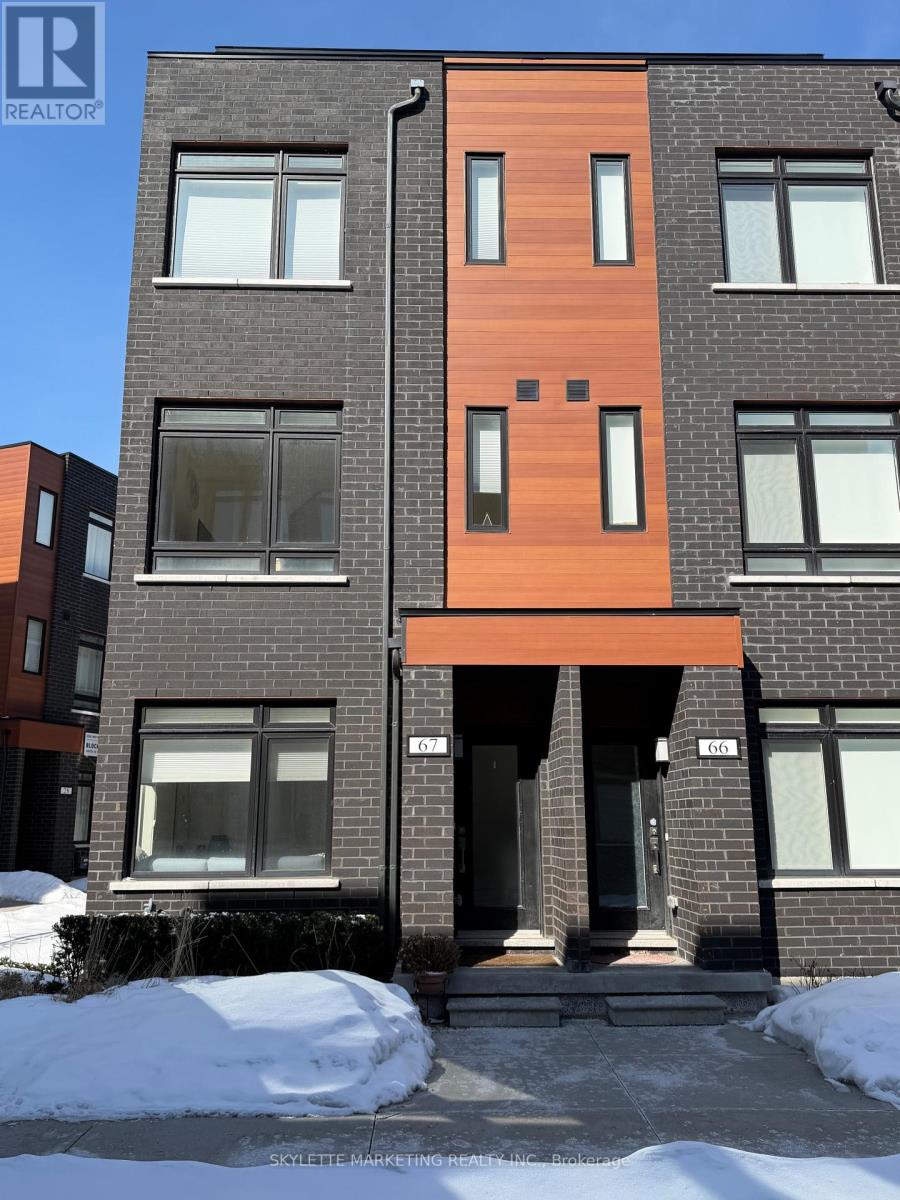 Townhouse at 67 - 370B RED MAPLE ROAD, Richmond Hill (Langstaff)
