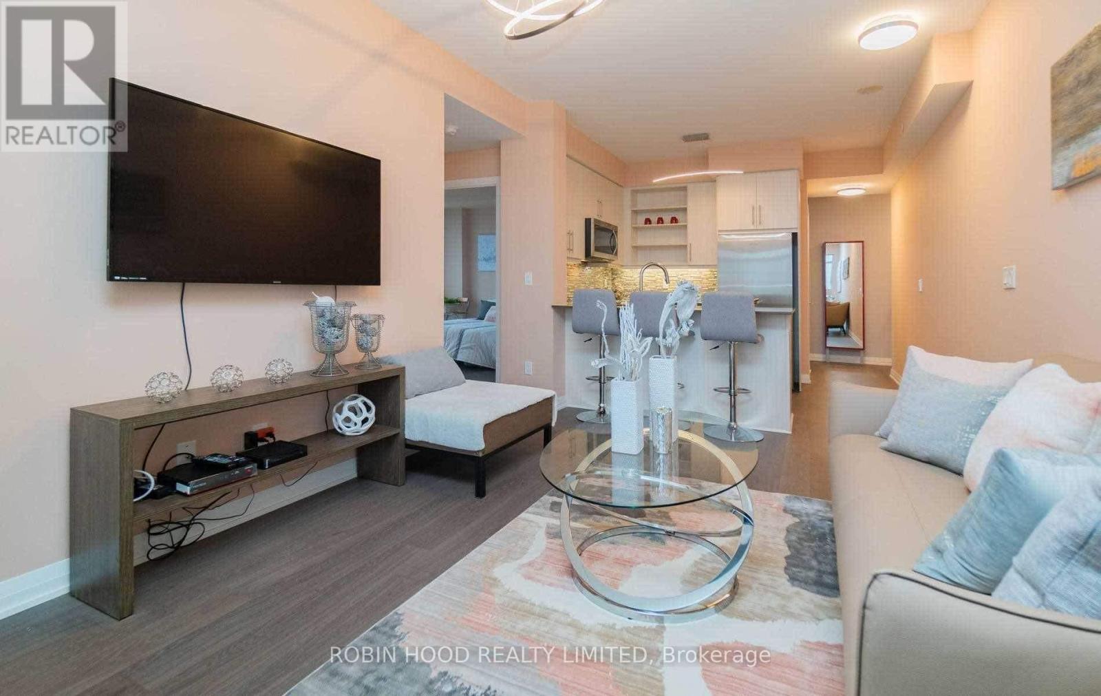 Apartment at 1508 - 65 ONEIDA CRESCENT, Richmond Hill (Langstaff)