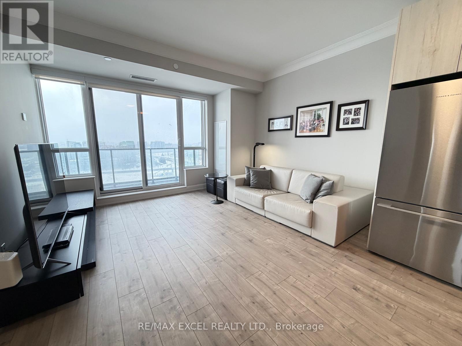 Apartment at 2005 - 8 WATER WALK DRIVE, Markham (Unionville)
