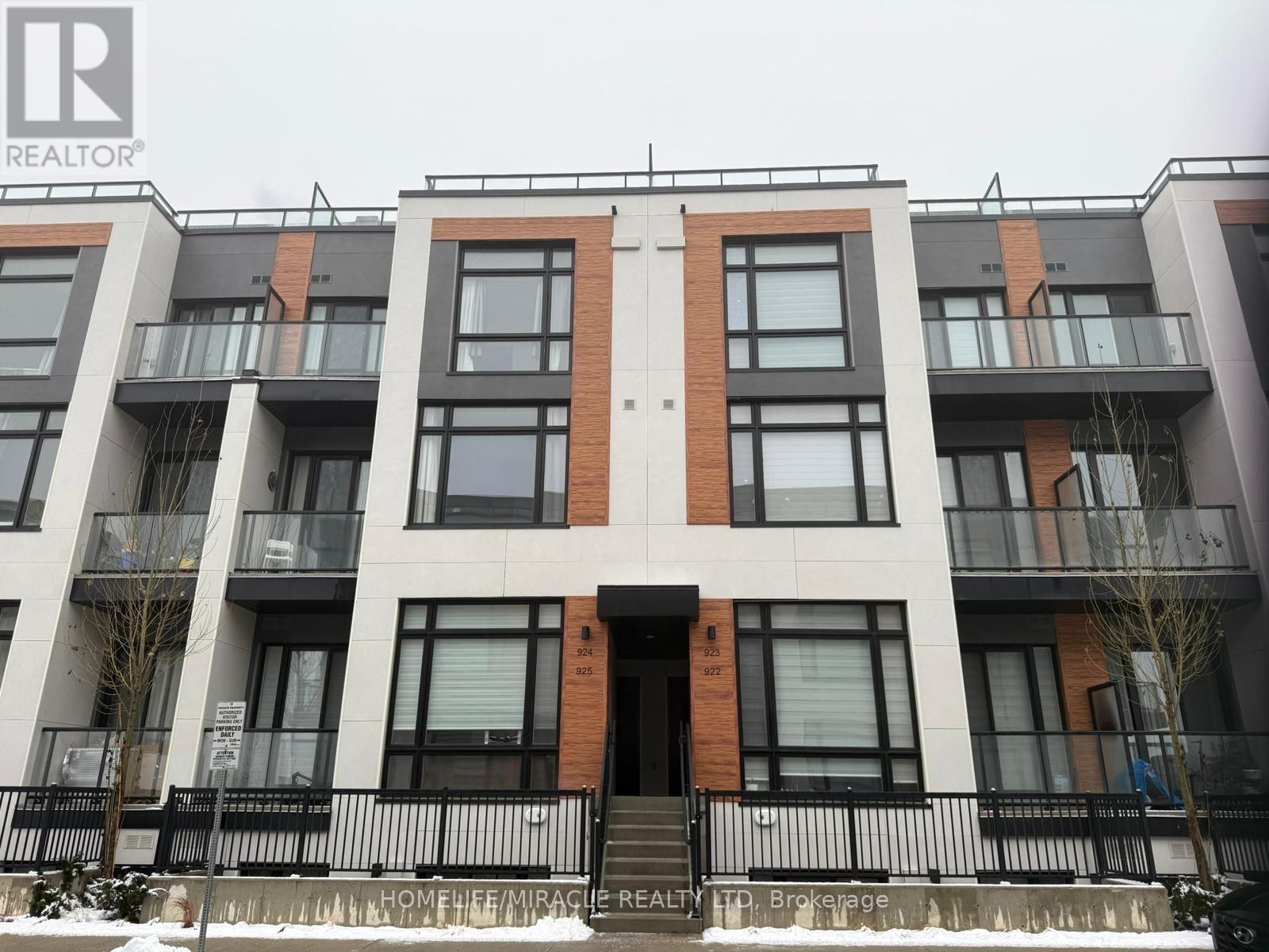 Townhouse at 924 - 2 STECKLEY HOUSE LANE, Richmond Hill