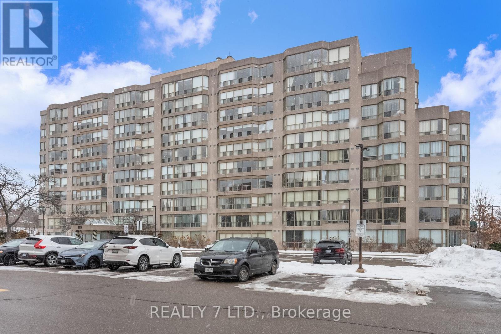 Apartment at 303 - 175 CEDAR AVENUE, Richmond Hill (Harding)