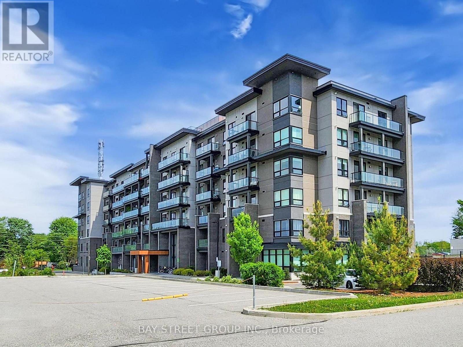 Apartment at 323 - 9700 NINTH LINE, Markham (Greensborough)