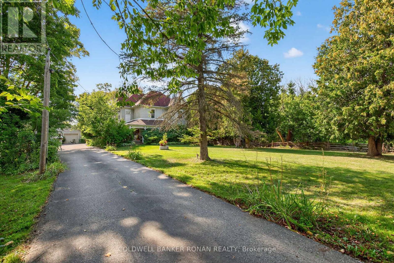 Detached at 1516 17TH SIDE ROAD, New Tecumseth