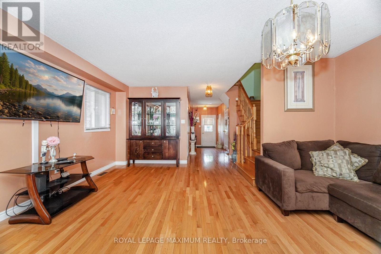 Townhouse at 85 RONAN CRESCENT, Vaughan