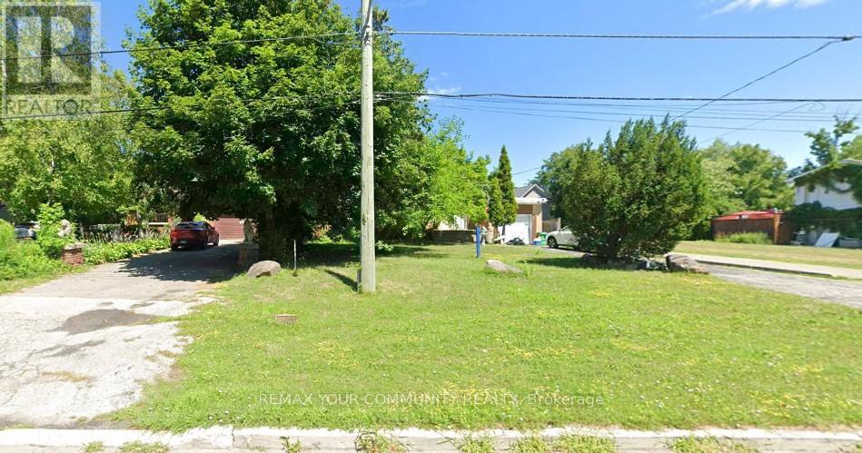 Detached at 176 Weldrick Rd W,