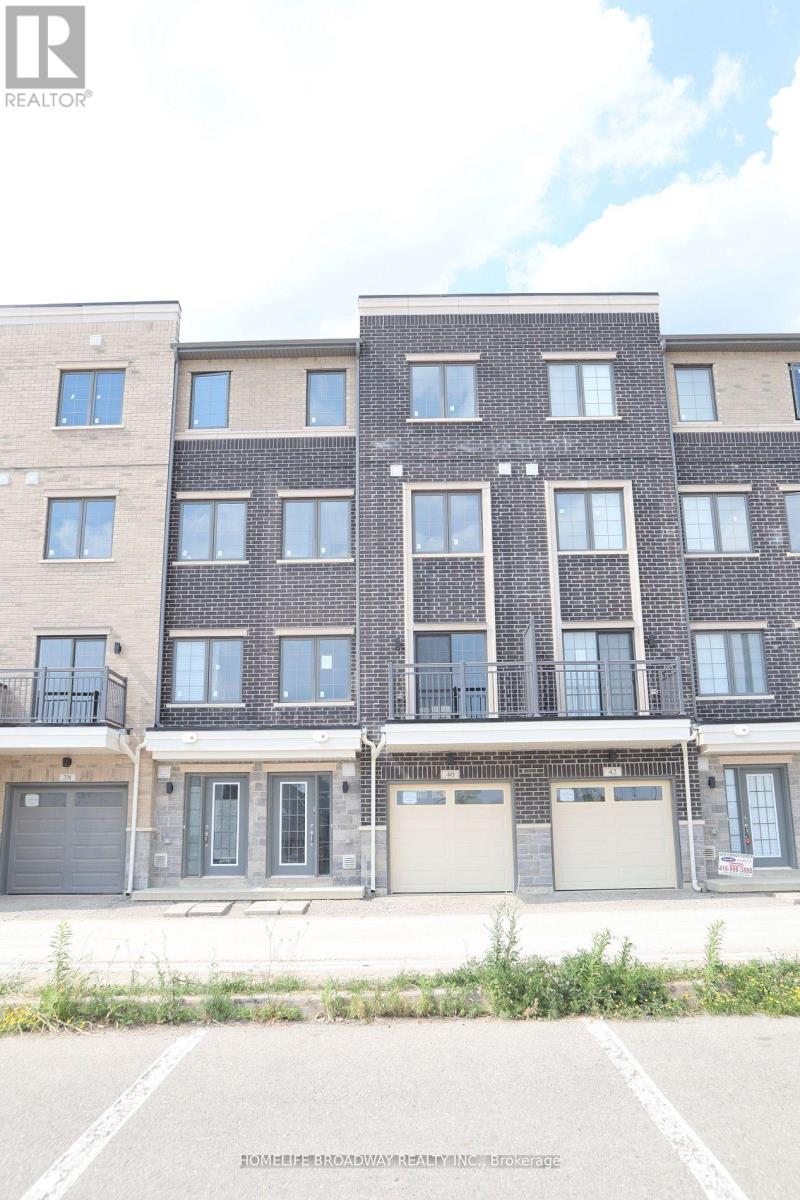 Townhouse at 40 CLIPPERS CRESCENT, Whitchurch-Stouffville (Stouffville)