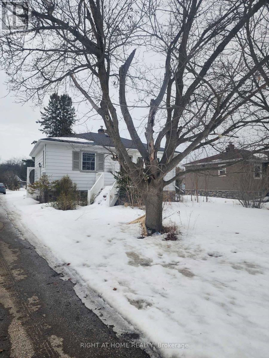 Detached at 20145 BATHURST STREET, East Gwillimbury (Holland Landing)