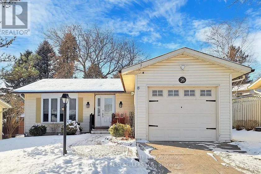 Detached at 26 TECUMSETH PINES DRIVE, New Tecumseth