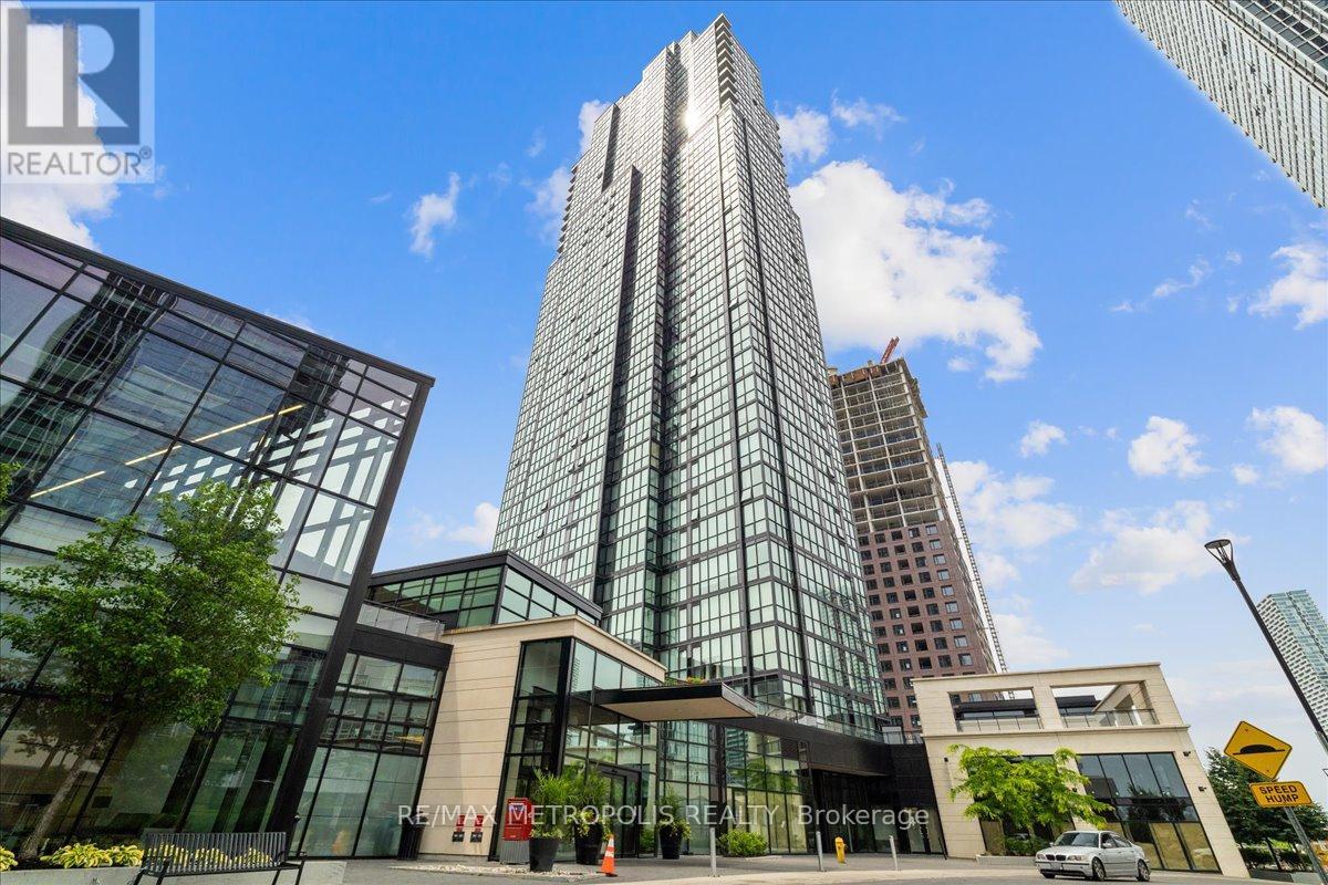 Apartment at 2206 - 2910 HIGHWAY 7 W, Vaughan (Concord)