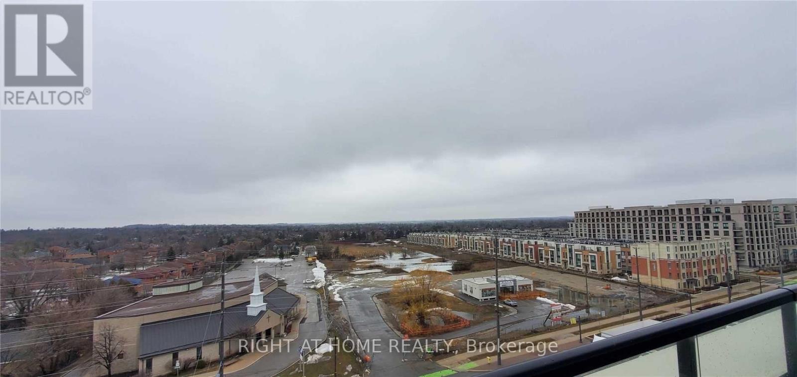 Apartment at PH17 - 25 WATER WALK DRIVE, Markham