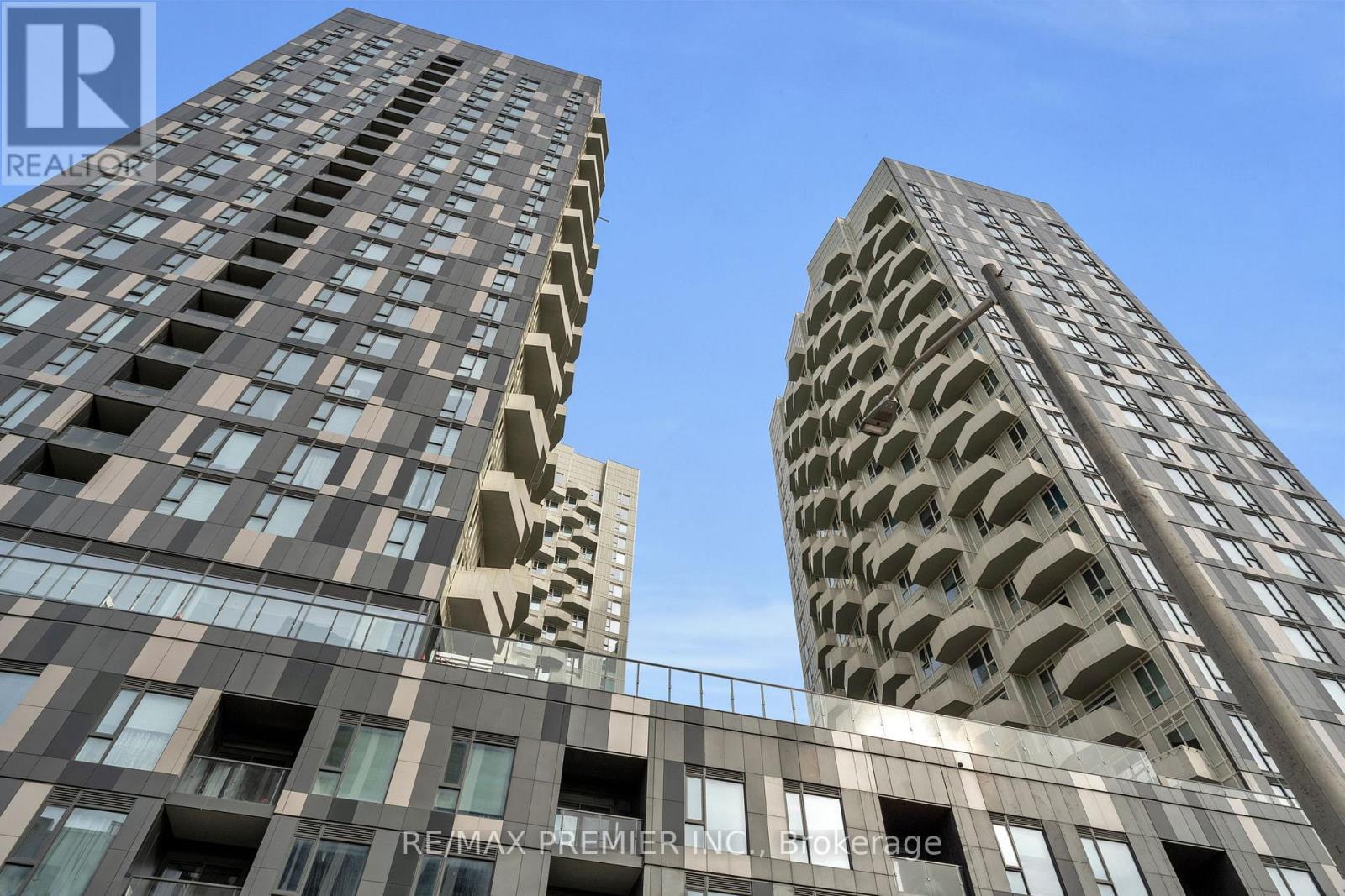 Apartment at 2326 - 498 CALDARI ROAD, Vaughan (Concord)