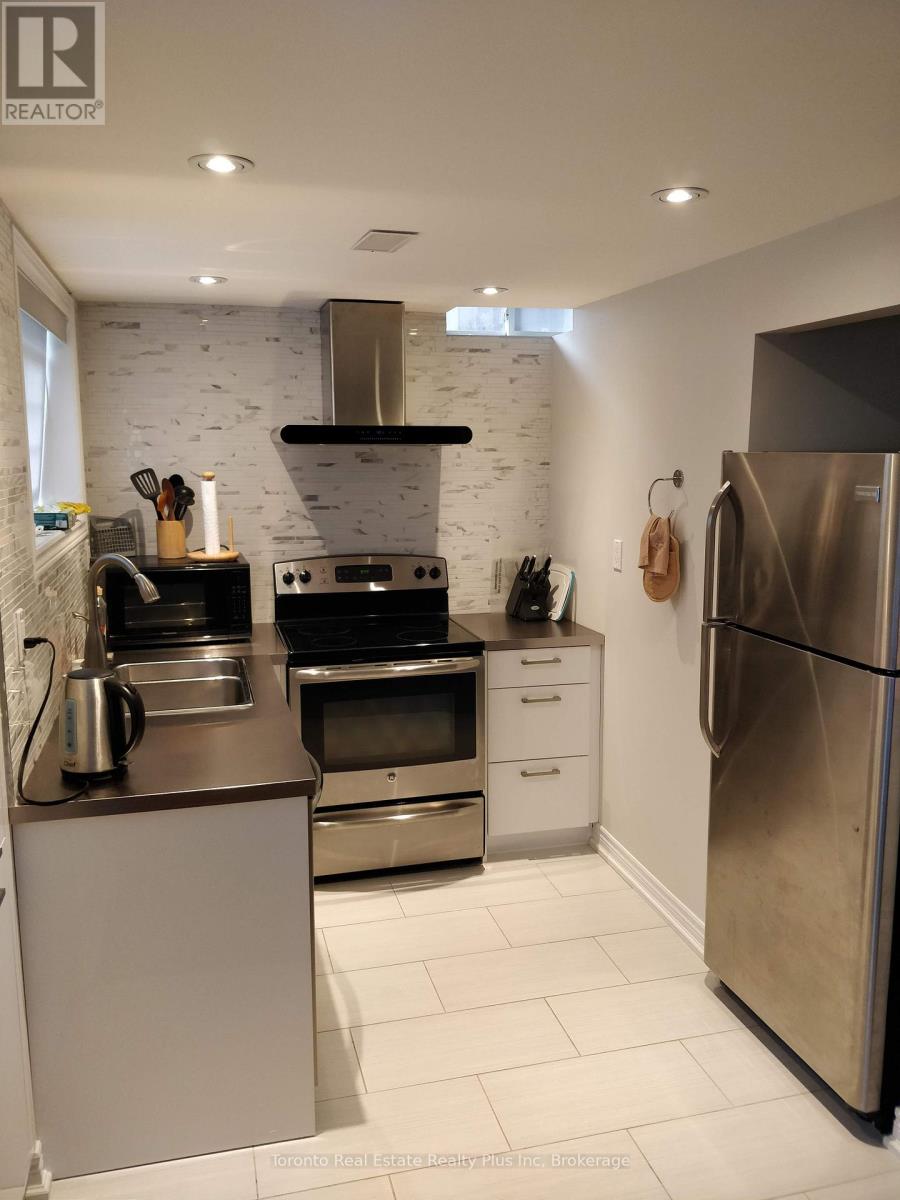 Other at 21 DELPHINIUM AVENUE, Richmond Hill (Oak Ridges Lake Wilcox)