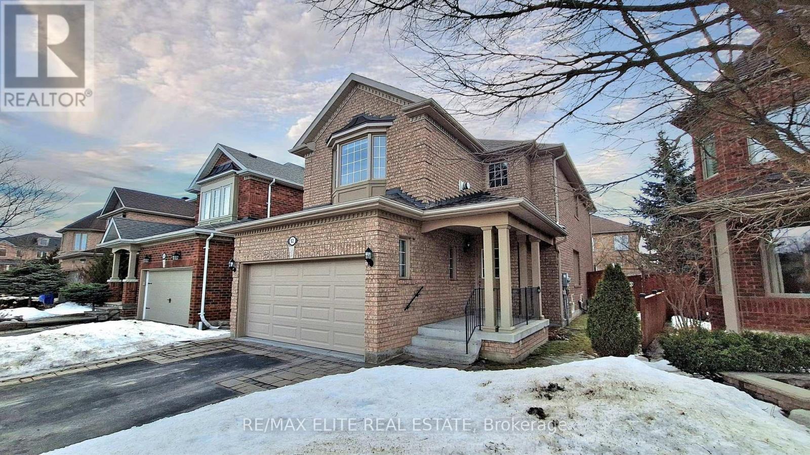 Detached at 62 MACEDONIA COURT, Newmarket (Summerhill Estates)