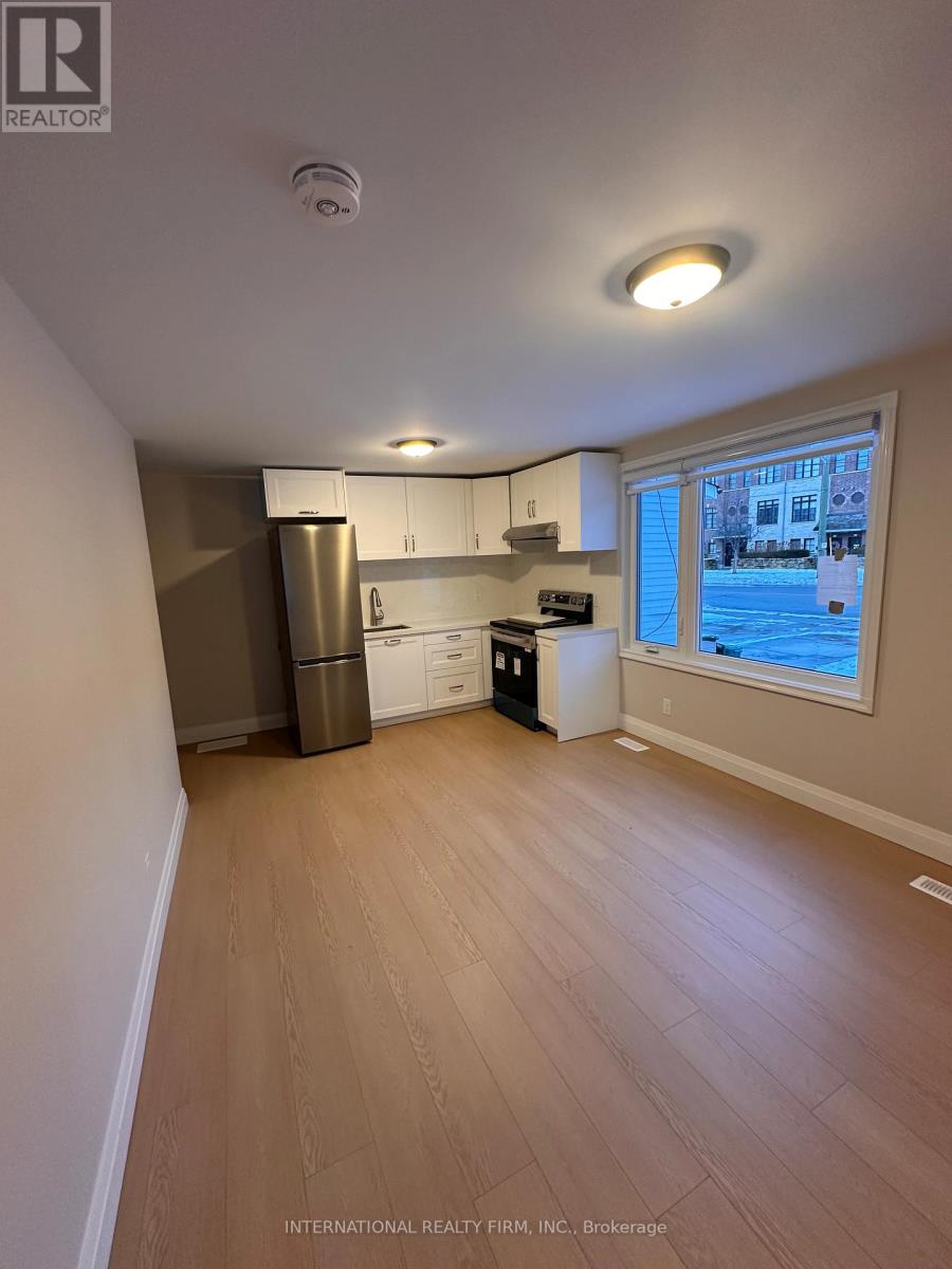 Townhouse at (FRONT) - 8326 KIPLING AVENUE, Vaughan (West Woodbridge)