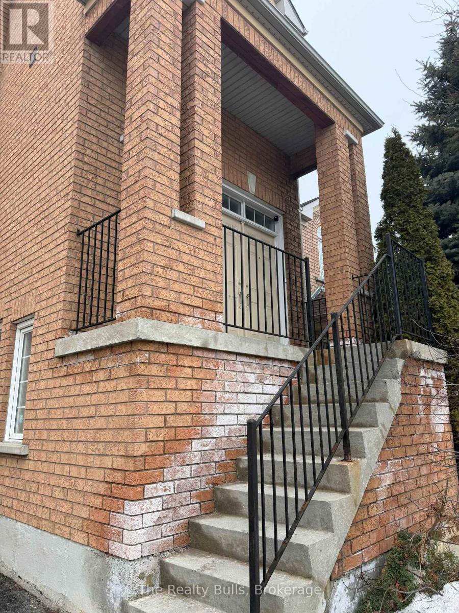 Detached at 212 YELLOWOOD CIRCLE, Vaughan