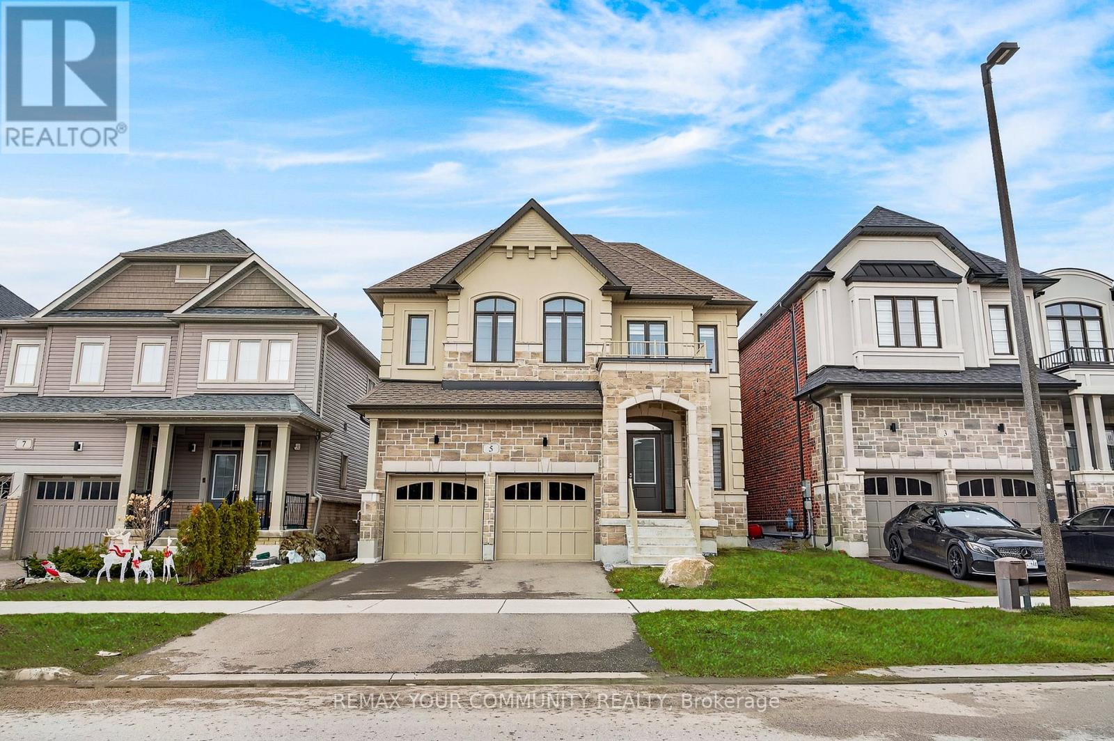 Detached at 5 VALLEO STREET, Georgina (Keswick North)