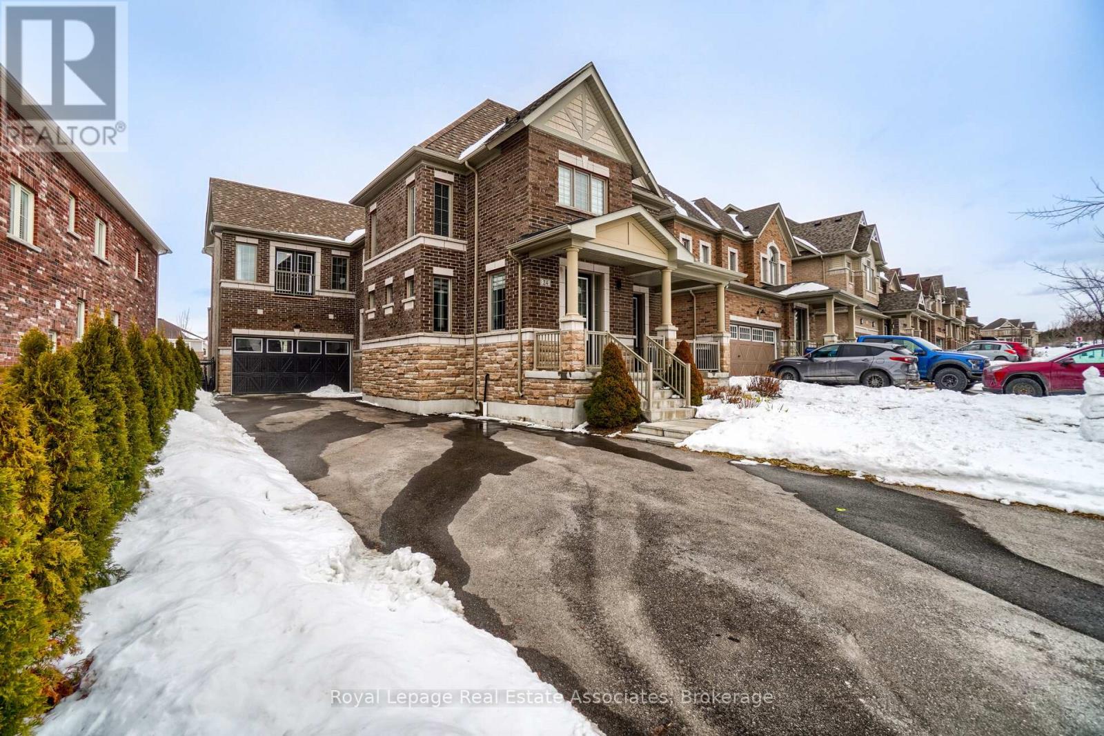 Detached at 24 BURKE STREET, New Tecumseth (Alliston)