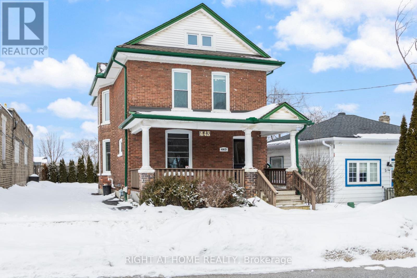 Multiplex at SECOND FLOOR - 443 ONTARIO STREET, Newmarket (Central Newmarket)