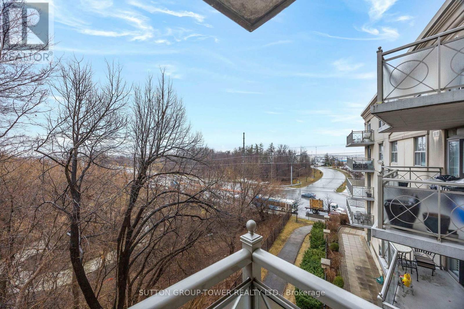 Apartment at 408 - 2500 RUTHERFORD ROAD N, Vaughan