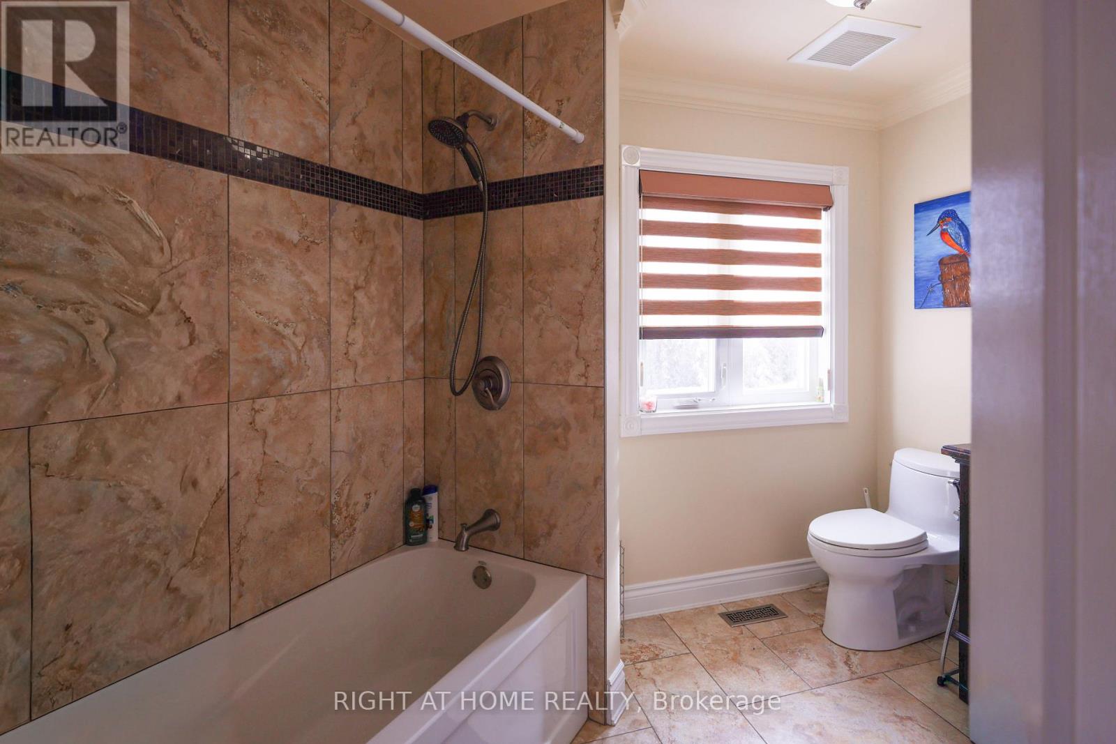Detached at 122 RED CARDINAL TRAIL, Richmond Hill